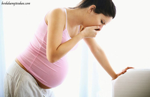 Bị đau dạ dày khi mang thai có nguy hiểm, ảnh hưởng gì không?